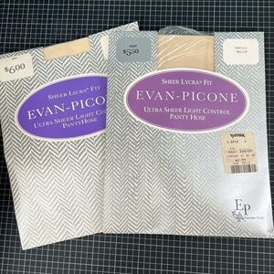 Evan-Picone panty hose,ultra sheer light control.Size Med. Vintage. NWT. 2 pair